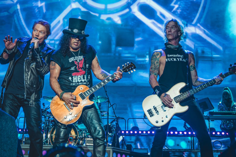 Guns N’ Roses Kembali Menghentak Jakarta: 3 Berita Artis Terheboh