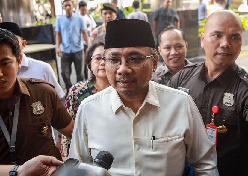 KPK: Gus Yaqut Sakit Pencernaan, Penahanan Dibantarkan: Kondisi Kesehatan Memburuk