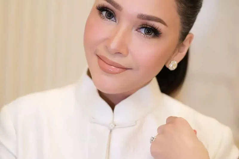 Maia Estianty Menangis Melihat Cucu Pertamanya, Baby Soso, Saat Diimunisasi