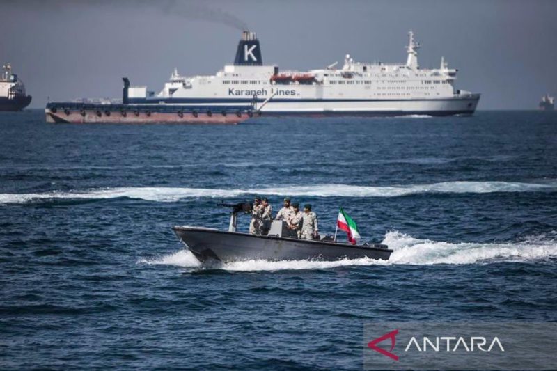 Menteri Pertahanan AS Klaim Terapkan Blokade Besi di Selat Hormuz, Sebut Iran Tak Bisa Setop Operasi