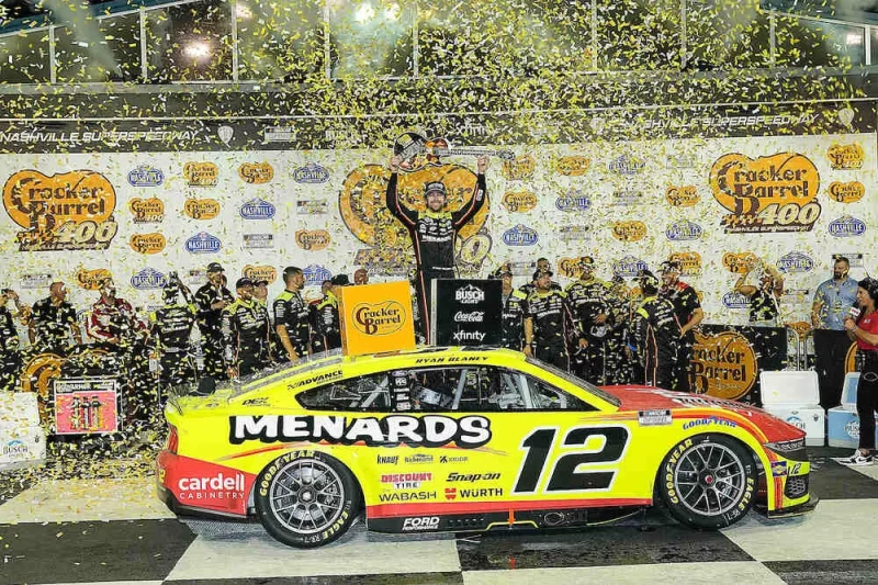 NASCAR Results: Penggemar Balap Siap-Siap untuk Cracker Barrel 400 di Nashville