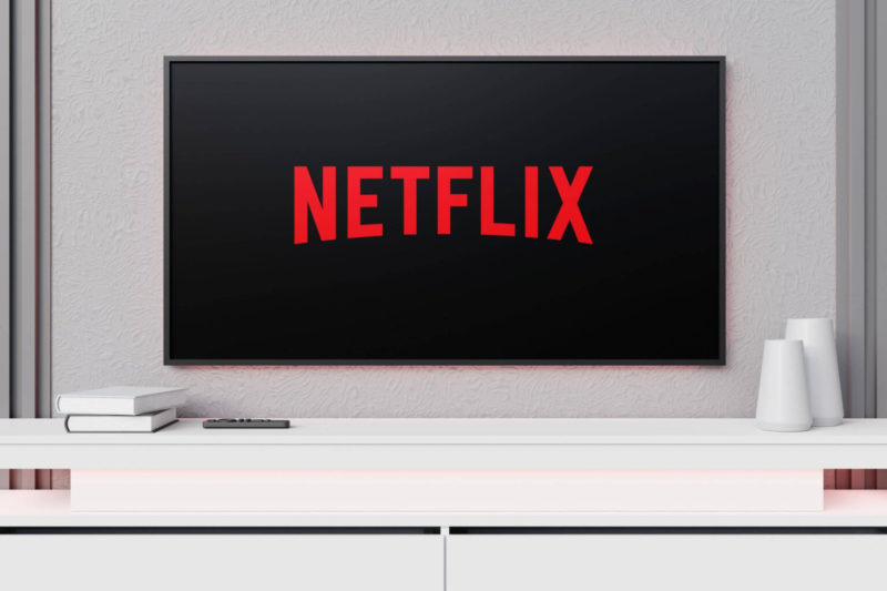 Netflix Stock Plunge: What’s Behind the Sudden Drop in nflx stock?