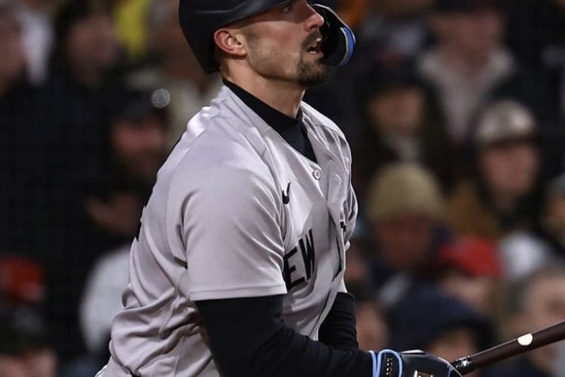 Randal Grichuk Shines as Tigers and White Sox Engage in Fiery Battle