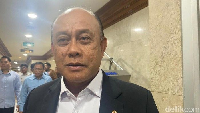 Terkini penahanan Dadan Hindayana Cs diperpanjang, mahasiswa Sumut minta MBG dialihkan ke pendidikan