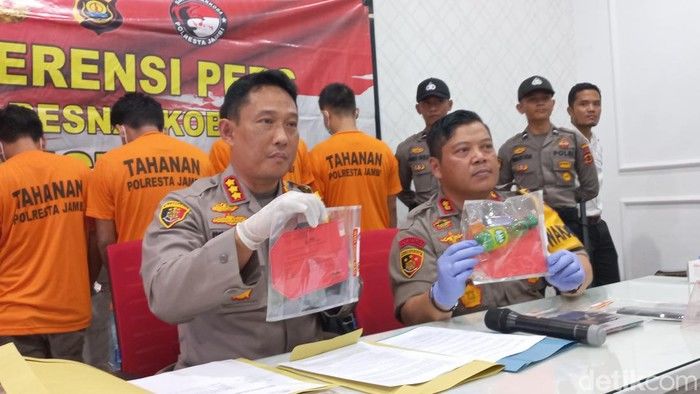 Viral digerebek emak-emak, Polres Labuhanbatu tumpas sarang narkoba di Kualuh Hulu: Pertempuran Melawan Narkotika