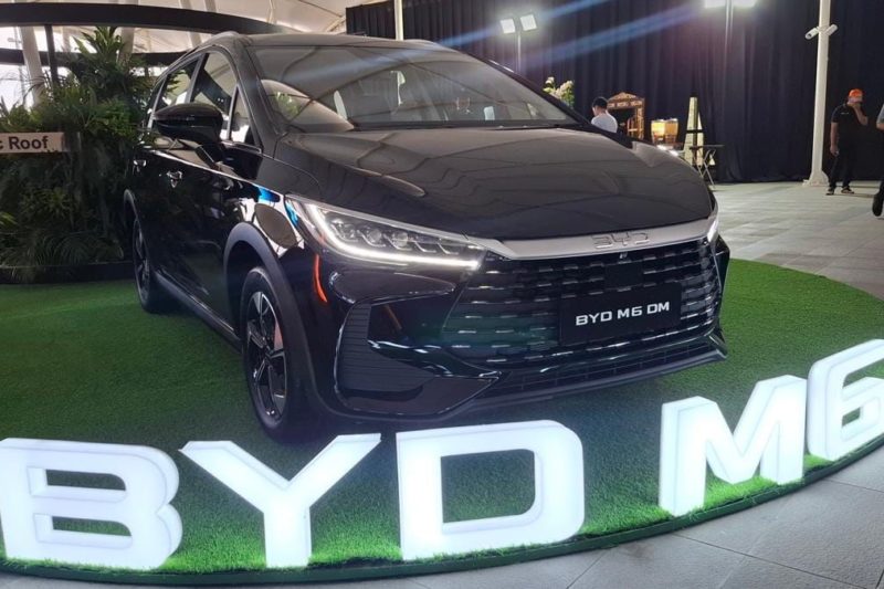 BYD M6 EV Baru Meluncur, Kini Tempuh Hingga 450 km, Inovasi Terbaru di GIIAS 2026