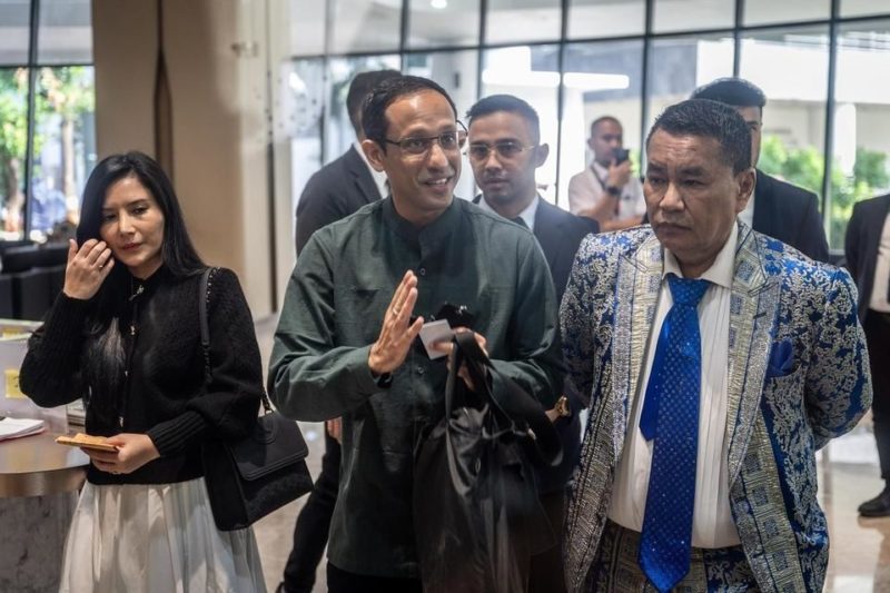 Isu Benny Jannah simpanan Febrie Adriansyah, Hotman Paris tegaskan fitnah, ungkap awal perkenalan