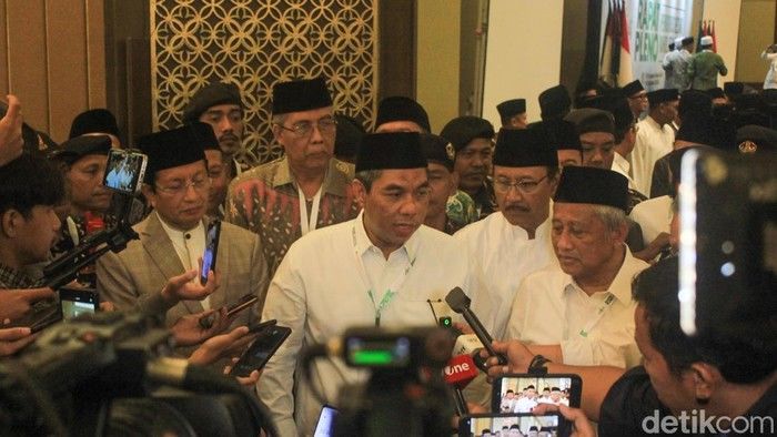 KH Zulfa Mustofa Siap Maju Caketum PBNU, Tokoh NU yang Langka dan Tawaduk