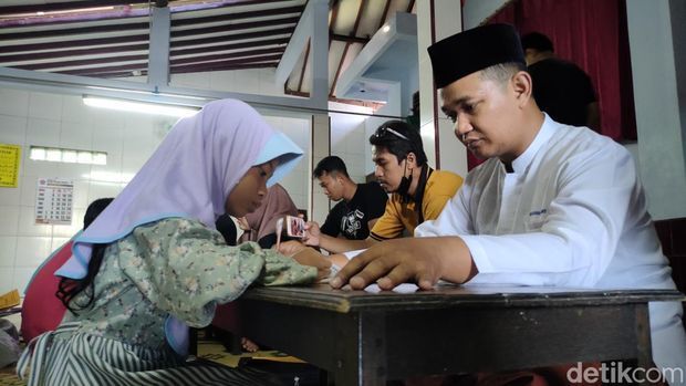 Lansia di Depok dianiaya saat ngaji di masjid, giginya patah [titlebase]