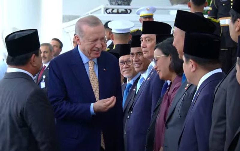 Momen kikuk PM Irak di Turki: menterinya tolak teken perjanjian di depan Erdogan, Upacara Penandatanganan Jadi Sorotan