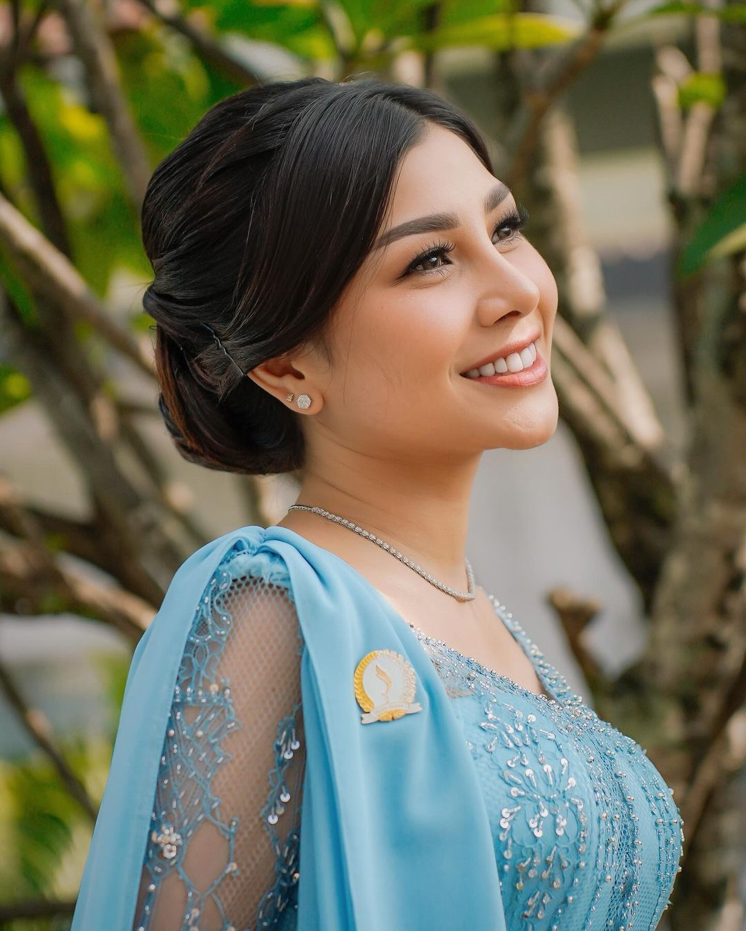 Penampilan Nisya Ahmad Sebagai Anggota DPRD Jawa Barat saat Terjung Langsung Ketemu Masyarakat