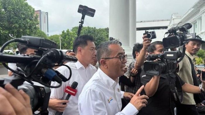 Prabowo Panggil Mendiktisaintek hingga Bos Danantara, Bahas Program Strategis Pendidikan dan Industri Kapal