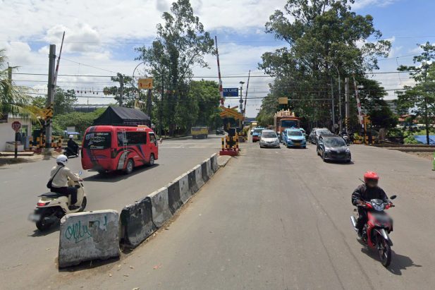 Pramono Targetkan Masalah Macet di Jalan Rel Sebidang Pasar Minggu Tuntas Awal 2027