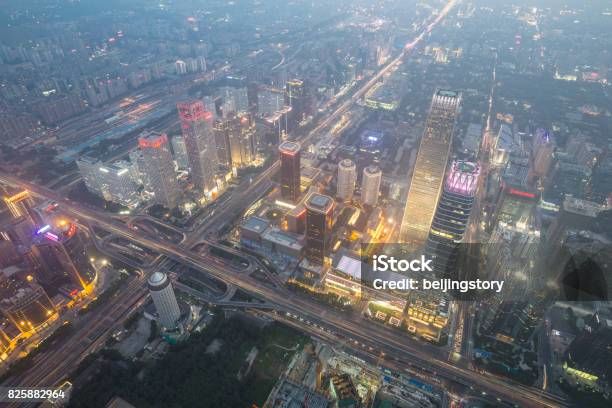 Sebuah Pesawat Menabrak Gedung Pencakar Langit di Beijing namun China Bungkam