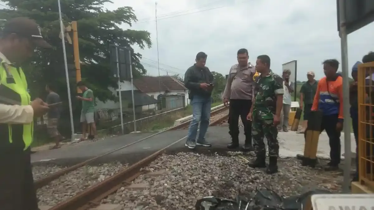 Viral perlintasan di Kediri terbuka saat KA lewat, ternyata penjaganya tertidur: Mencegah Kecelakaan dan Menjaga Keselamatan
