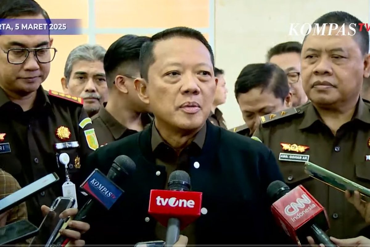Kejagung Periksa 4 Saksi-Geledah Beberapa Lokasi Terkait TPPU Febrie Adriansyah, Kasus Korupsi Semakin Berkembang