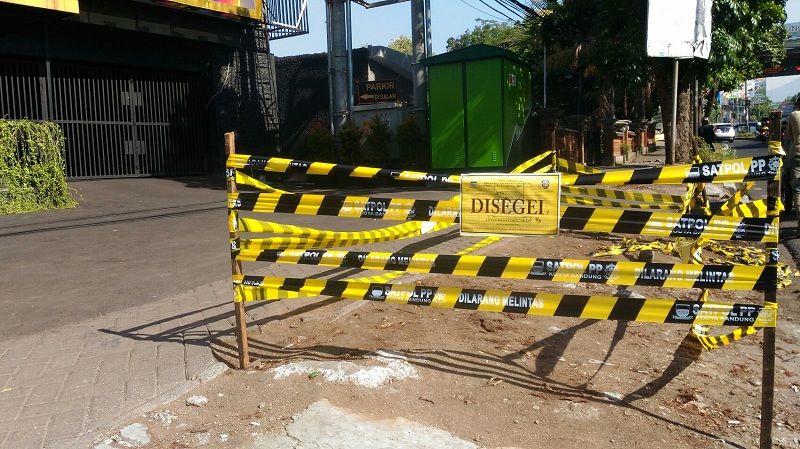 Nasib penebang pohon di Jalan Riau Bandung Jabar, kini terancam penjara dan denda Rp 3 miliar